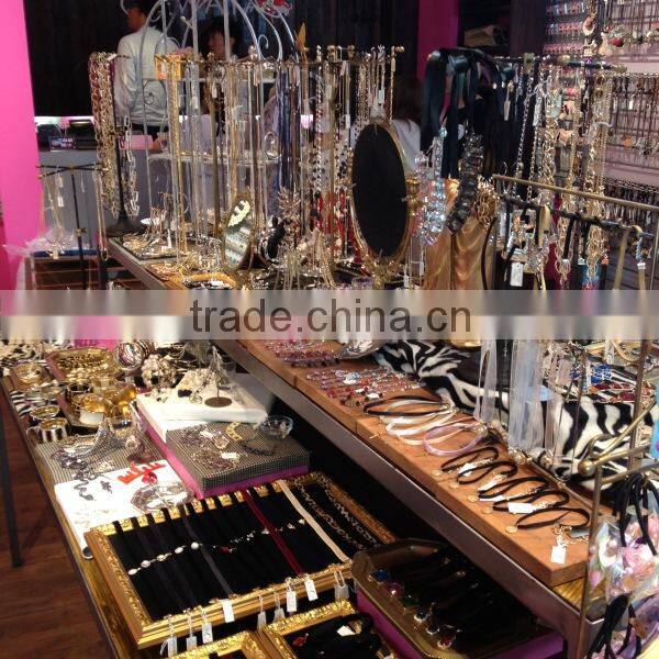 Acrylic stone accessories costume jewelry at reasonable prices