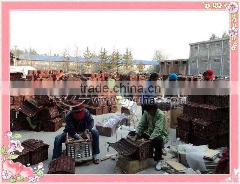 2012 Newest Willow Pink Picnic Basket For Two Persons