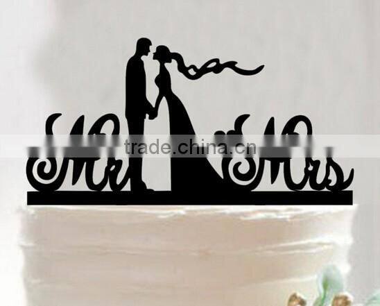 Romantic Wedding Bride and Groom Cake Topper Mr &Mrs Couple Figure Favors Gift