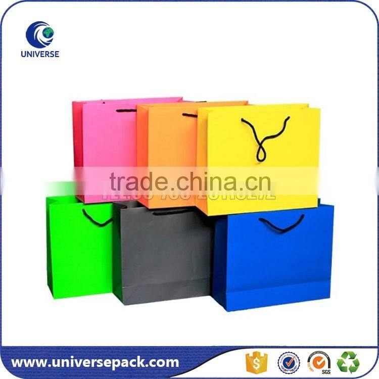 Custom paper hand bag for jewelry