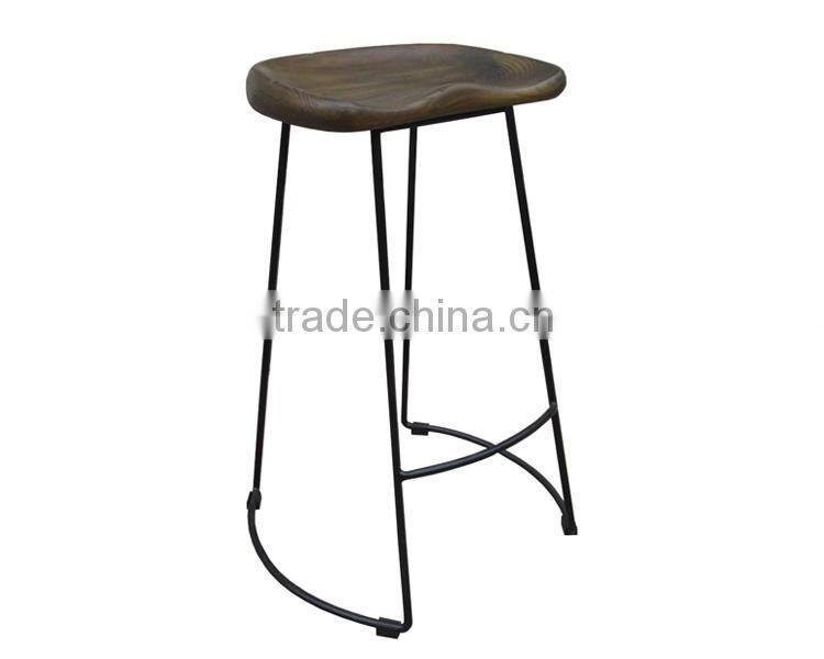 BS009D Wicker stool