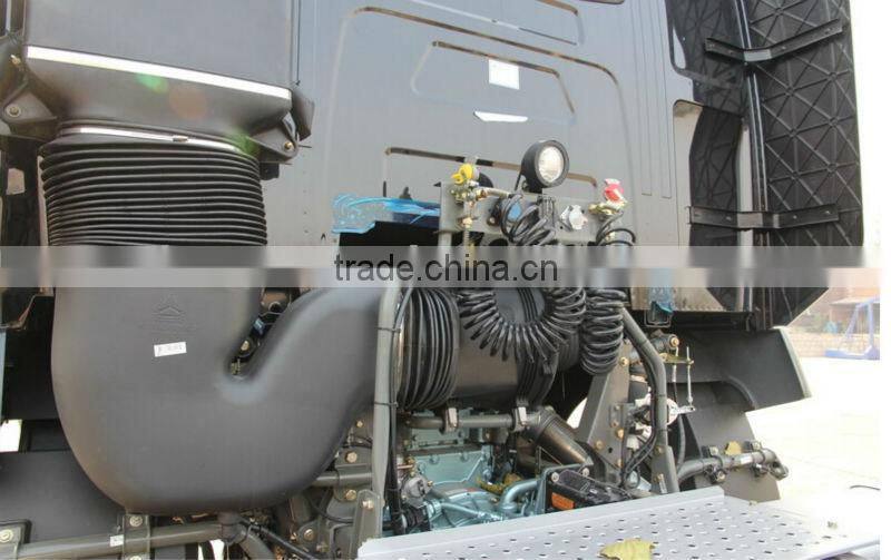 Sinotruk Howo Tractor Truck A7 420HP Tractor