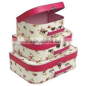 China Manufacturer cardboard suitcase box with handle,storage suitcase box