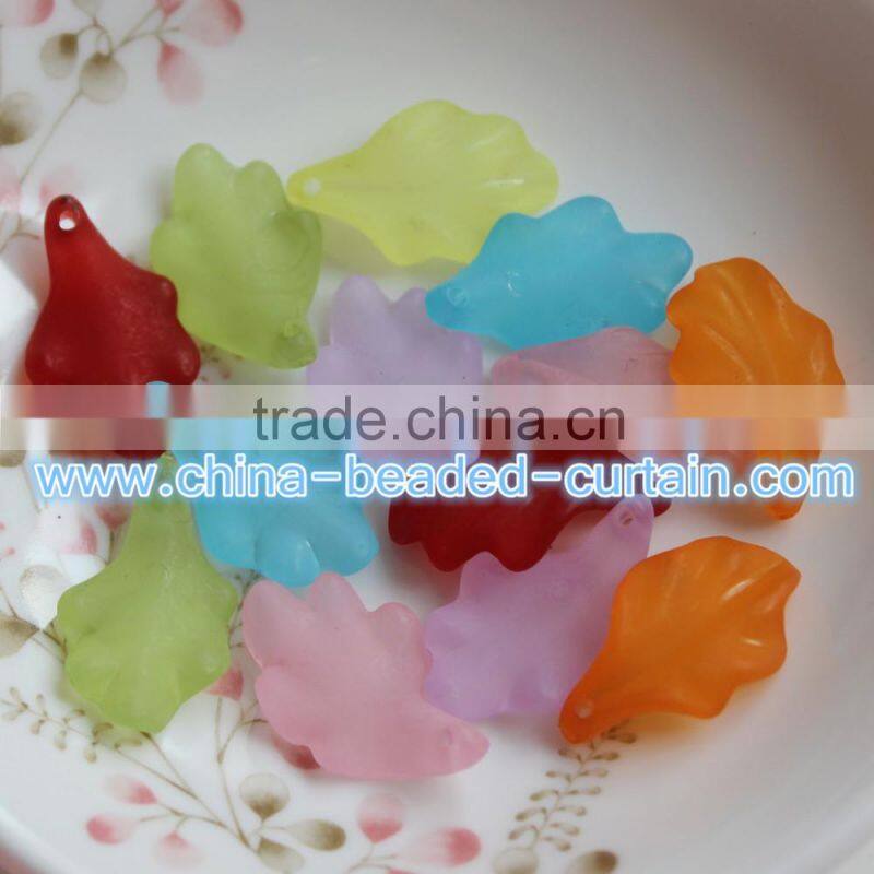 Hot Sale 15*24mm Transparent Frosted Leaves Shaped Acrylic Beads Plastic Pendants for Craft Making