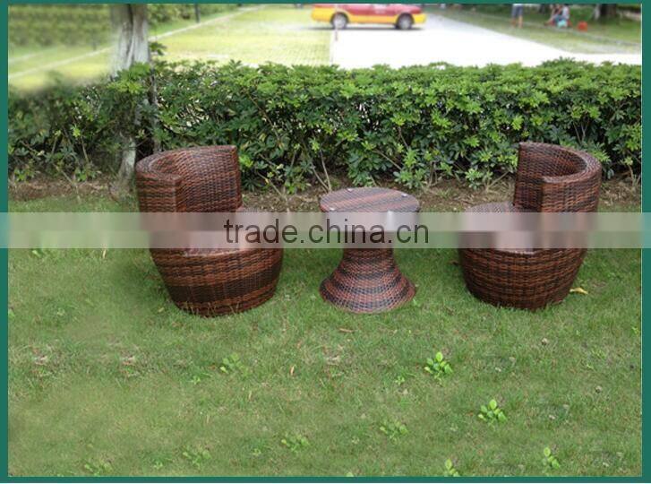 Hot Selling Manufactory Combination PE Rattan Garden Furniture Set in Garden