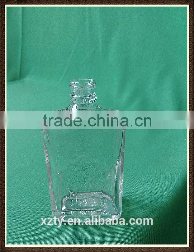135ml glass rectangullar bottle for white wine