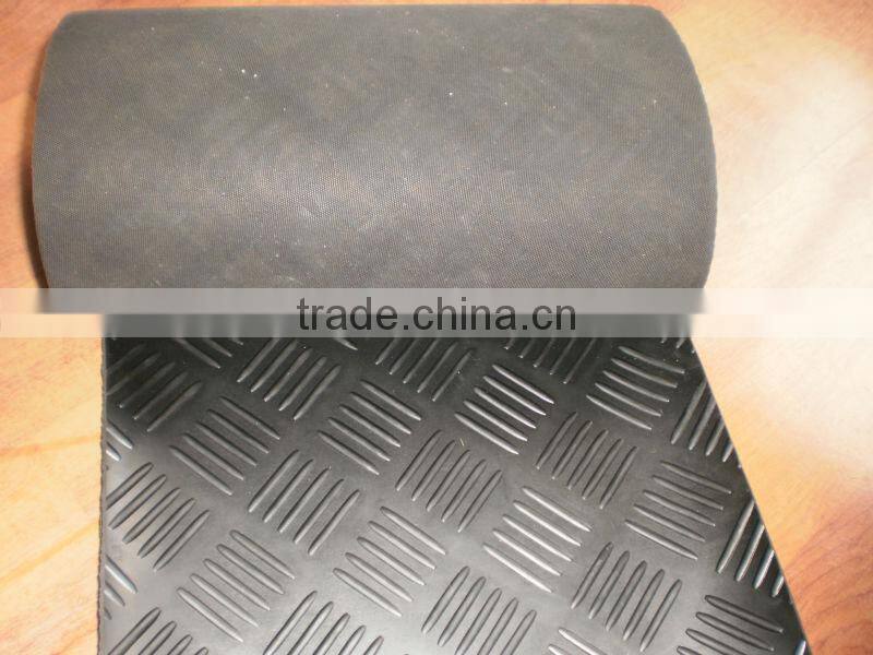 3mm thickness anti slip checker rubber flooring mat