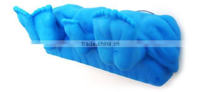 creative cute feet designer towel hanging hooks for family of three