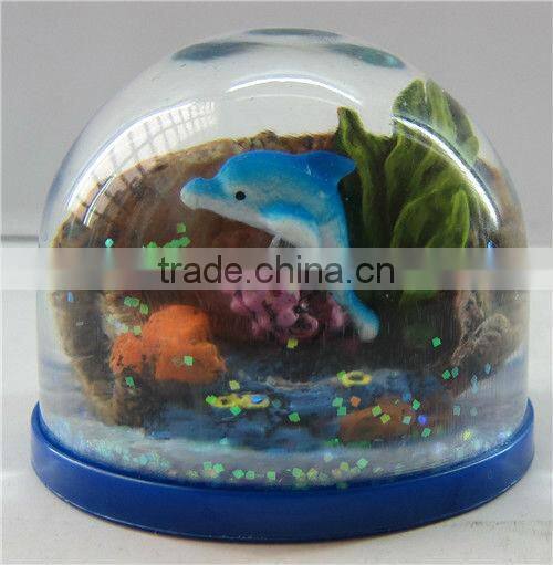 6*6*5cm customized plastic snow globe