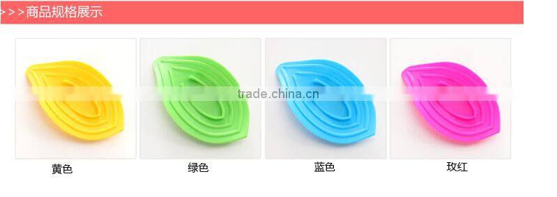 Q111 fashion household wholesale home east plastic shell soap dish