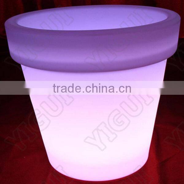 beautiful and cheap plastic flower pot/for the event waterproof outdoor flower pot