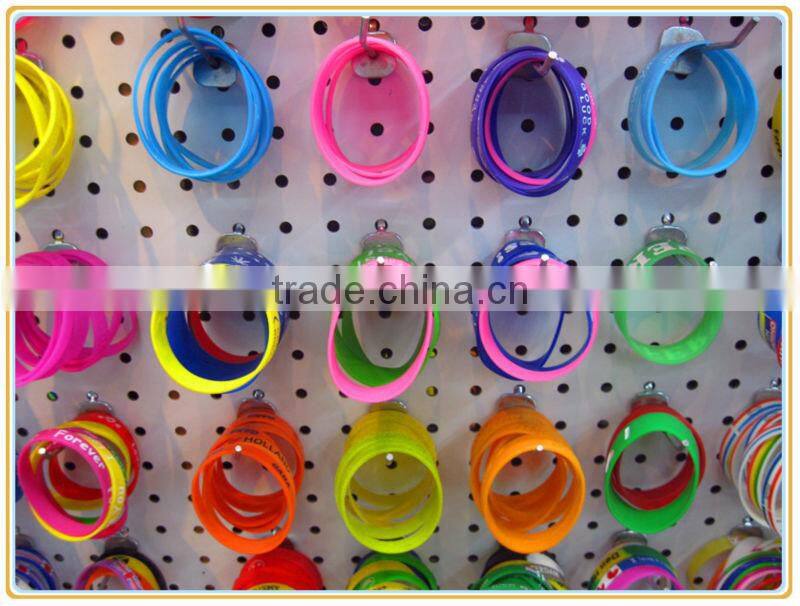 silicone wristband maker