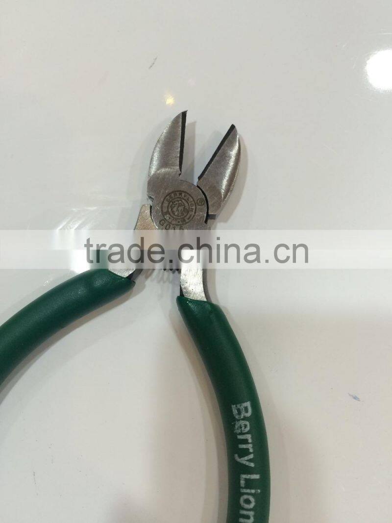 Soft grip 5'' USA style mini side cutter for school project