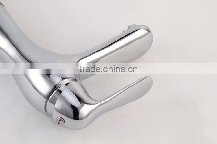 deck mouted basin bathtub waterfall faucet
