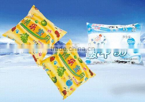 WATER FILLING MACHINE PLASTIC BAGS MACHINE