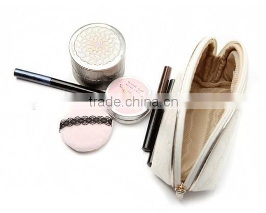 Wholesale fashion WHITE high-end cosmetic bag