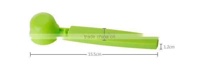 new design plastic Spoon with clip with seal function
