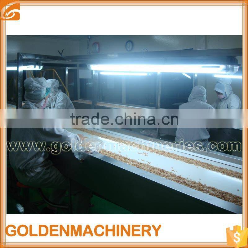 Hot Selling High Quality Roasted Peanut Red Skin Peeling Machine