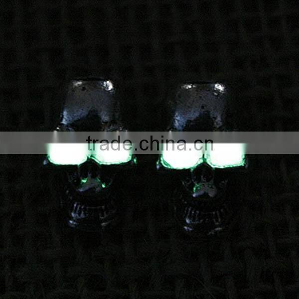 "Glow in the dark" Metal skull beads wholesale PRA-2034