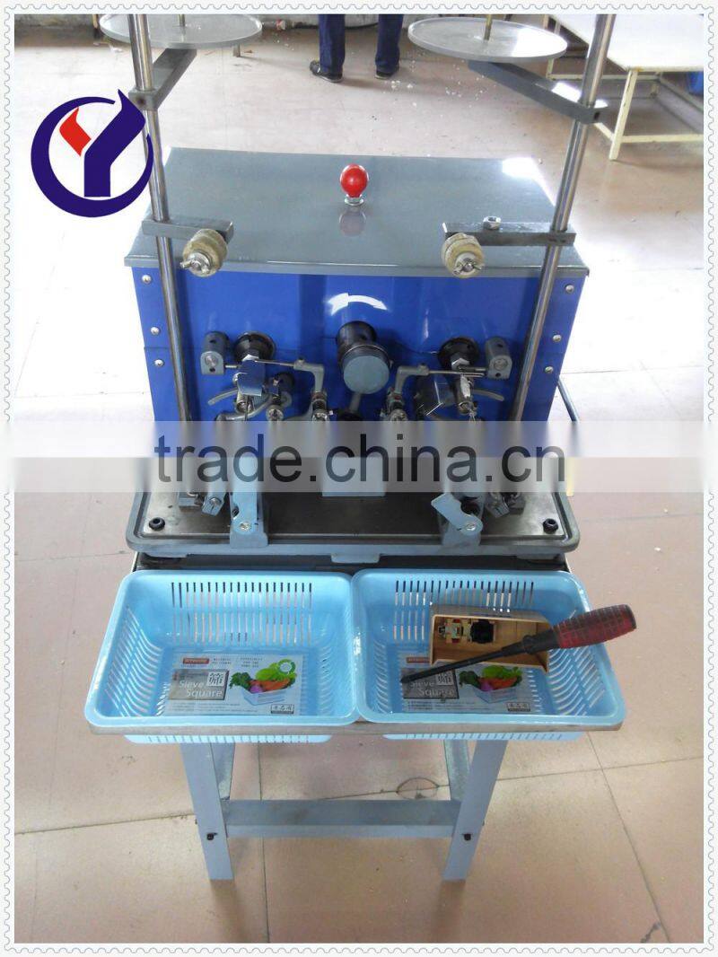 Double heads cocoon bobbin winding machine