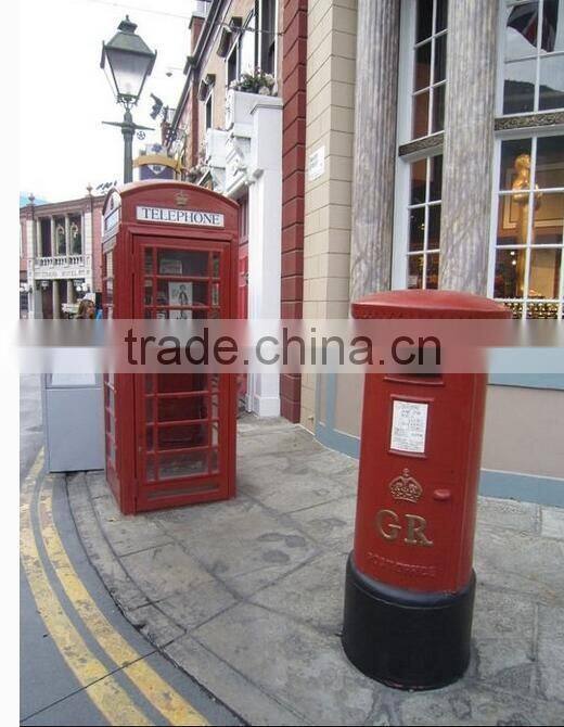 Antique red public telephone booth Bristish outdoor telephone kiosk