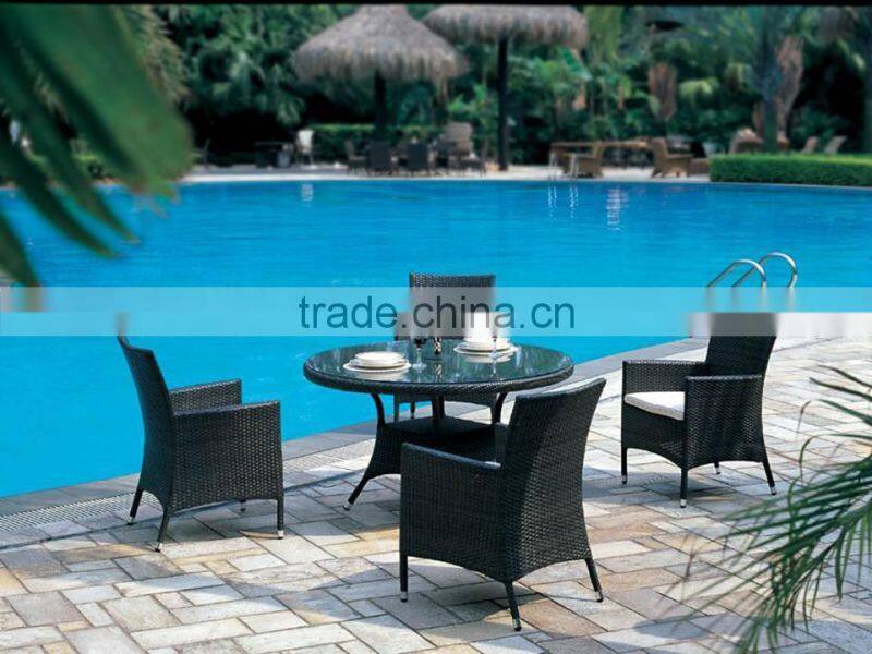 Hanging rattan chair