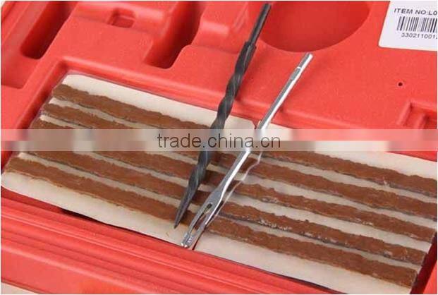 TYRE REPAIR KIT IN PLASTIC BOX WITH GLUE