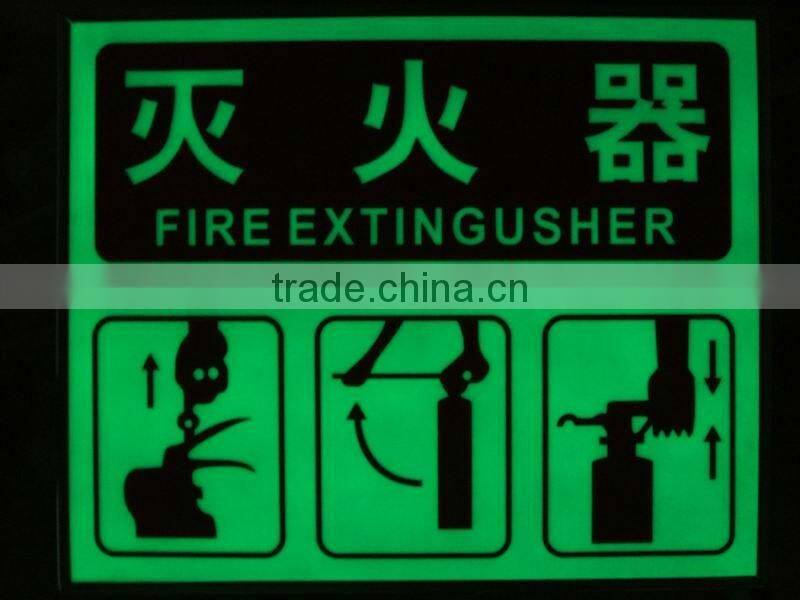 luminescent road marking paint