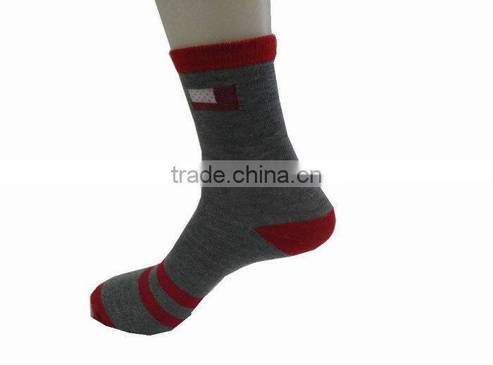 Custom Logo Fashion Eco-Friendly Football Free Size Sports Socks