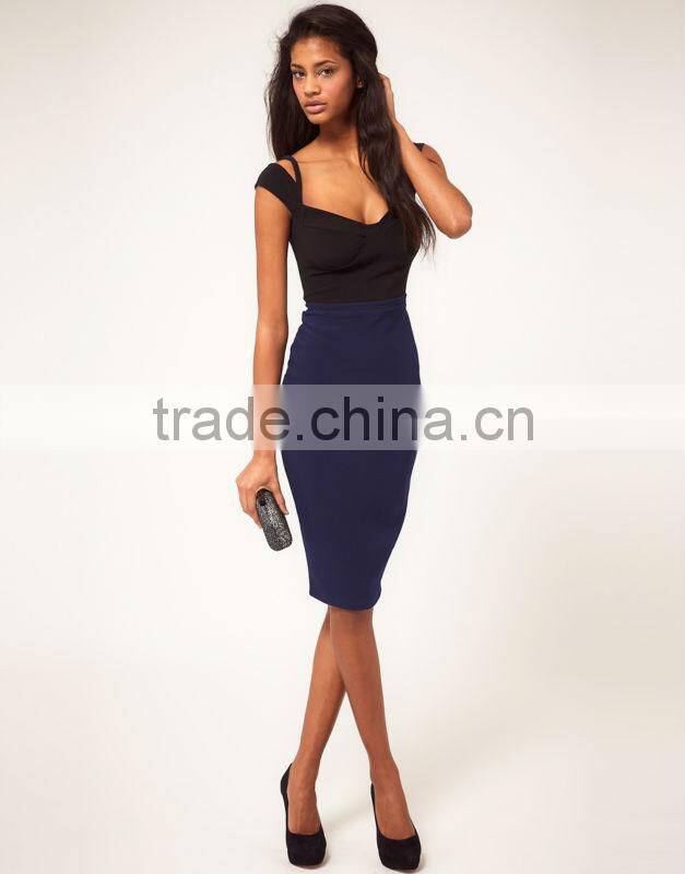 Sexy Pencil Dress With Sweetheart Neckline