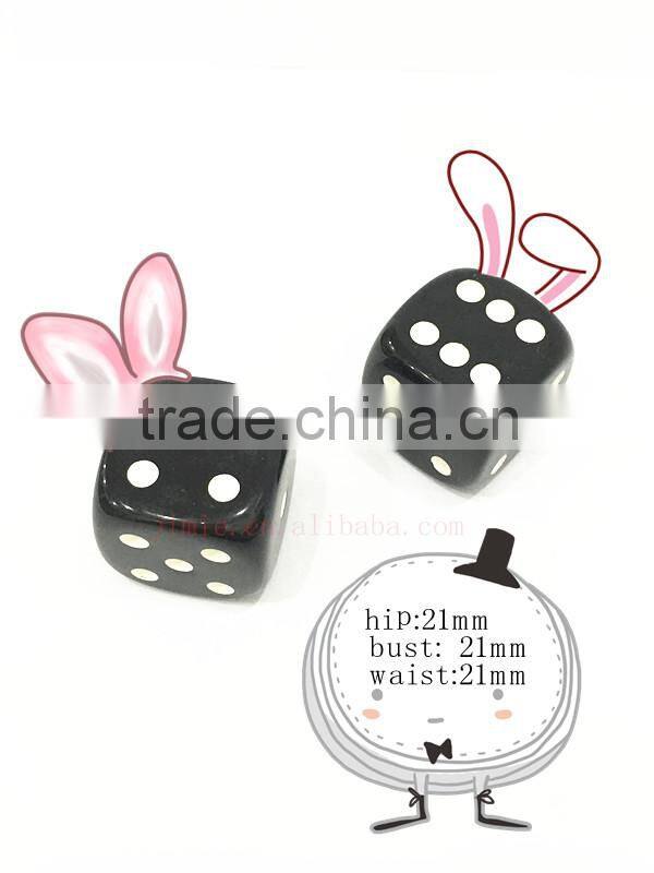 black 16mm square corner foam dice