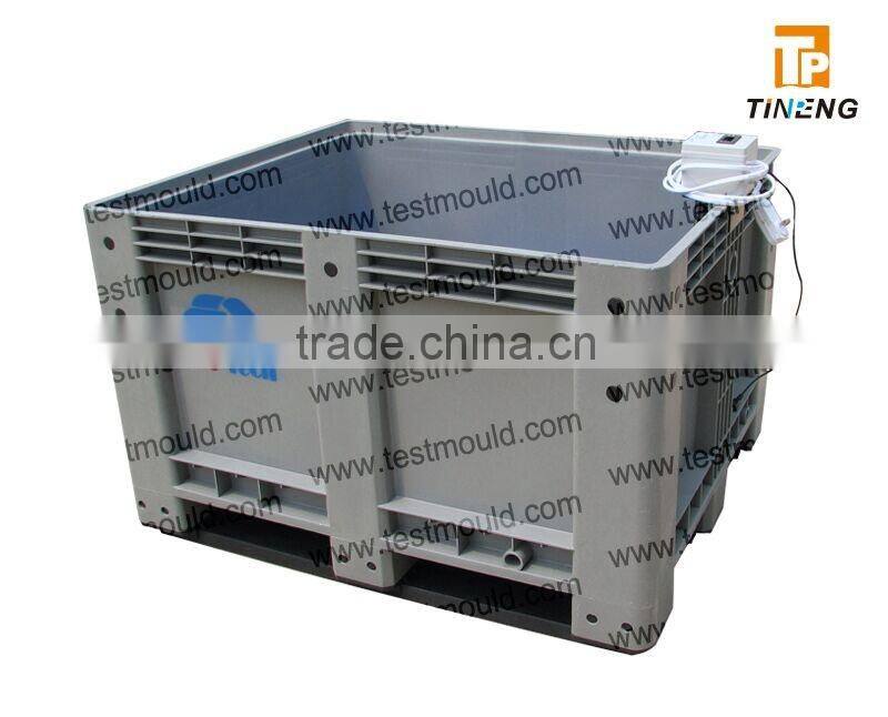 Heavy duty plastic concrete specimen curing tank