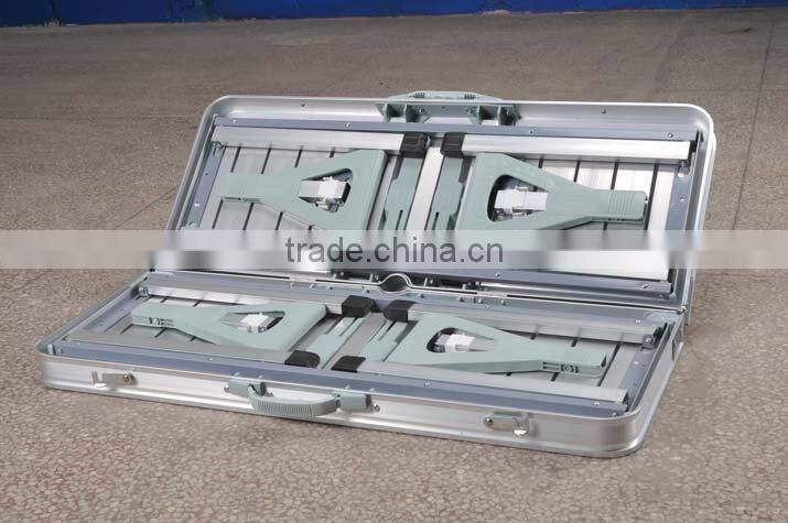 Folding Aluminum Picnic Table with 4 chairs