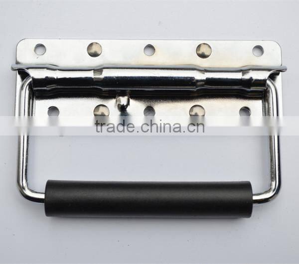Zinc coated flight case sprung handle