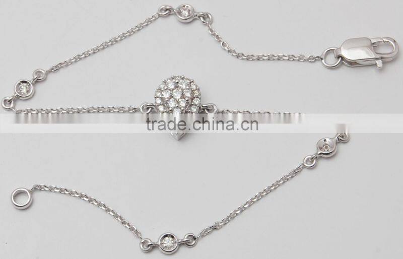 Twisted Designer Piece Green Emerald Beads Round Diamond Double Chain Pendant Earrings Set