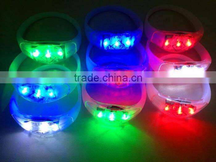 High Quality Custom LED Flashing Silicone Bracelet, LED Light Silicone Wristband