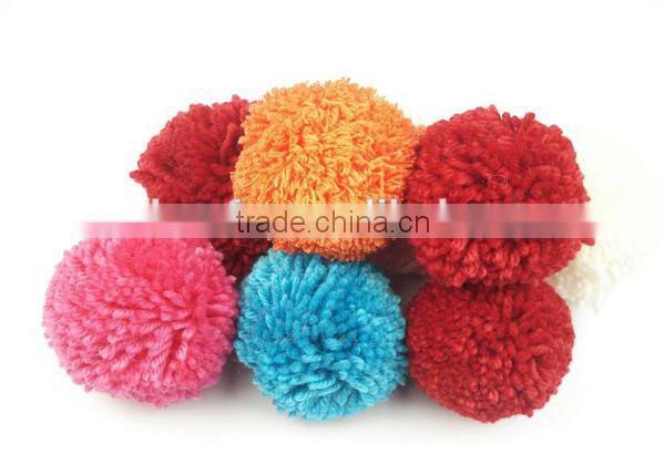 2015 Hot Selling DIY Fluff Ball Weaver Pom Pom Maker