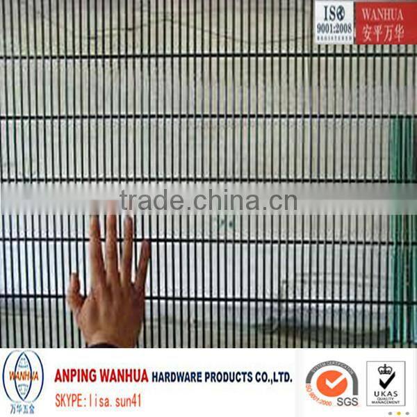 Anping Wanhua--China supplier pvc coated 358 outdoor fence
