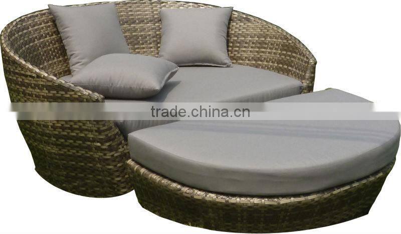 FC004 Leisure outdoor furniture rattan chaise lounge