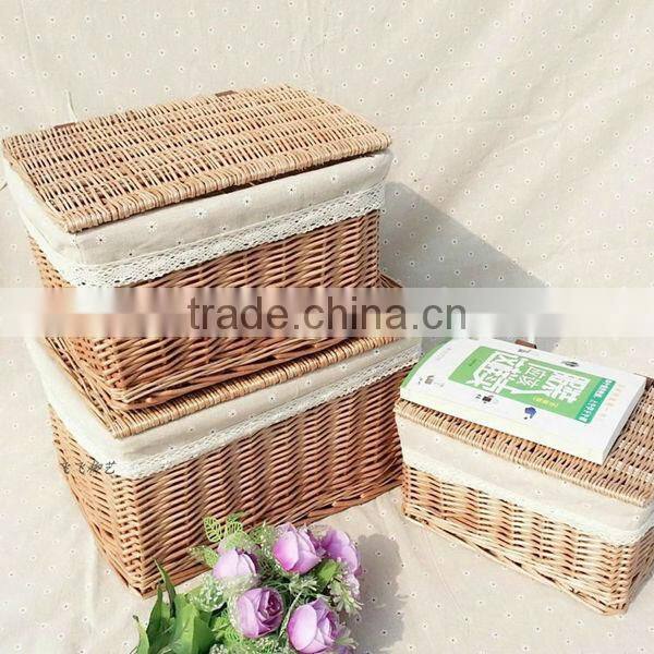White Wicker Basket Set with Pink Liners, white wicker basket with pink liner