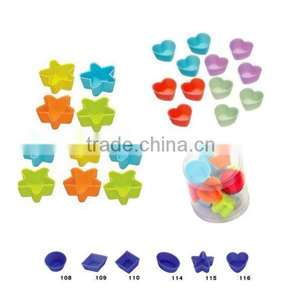 SS4001 Set of 6 Silicone muffin cups/Cake Tools