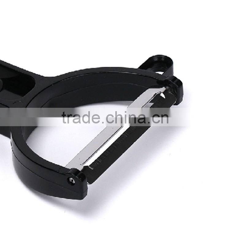 PE-0260 Vegetable And fruit peeler