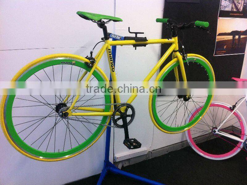 LIHO 700C fixed gear bike with flip flop hub