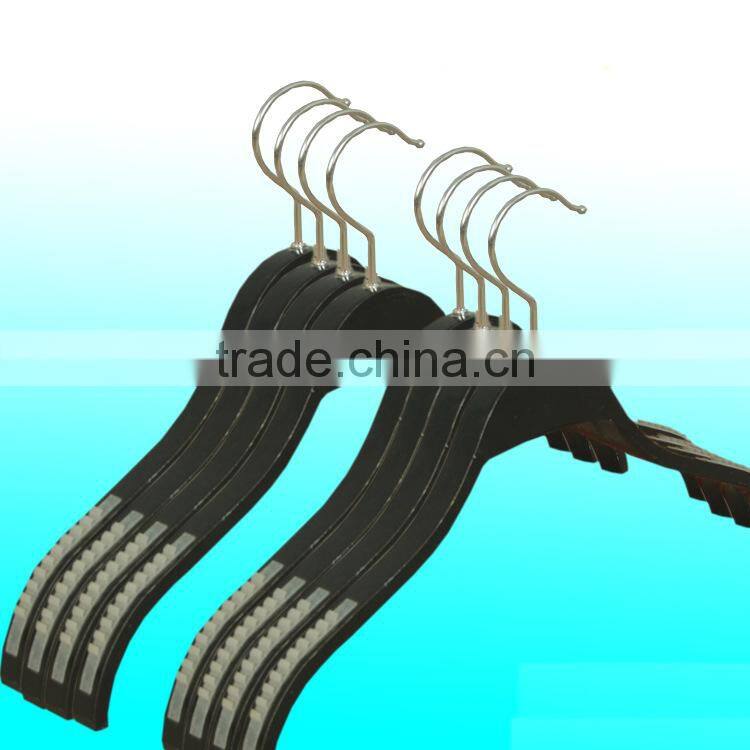 Girls polished chrome swivel hook pants hanger model wooden hanger arc-curved wooden hanger