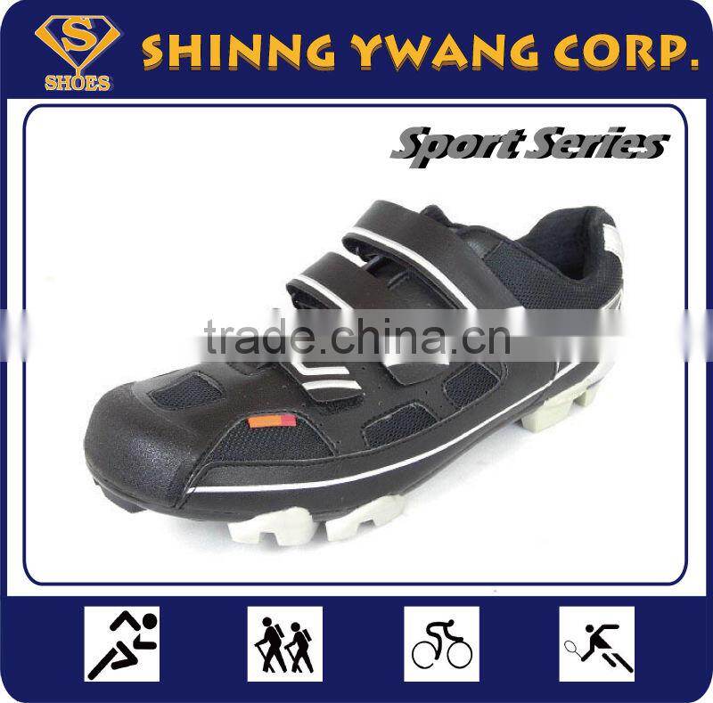 2014 Latest Style Professional Carbon Fiber MTB Shoes China