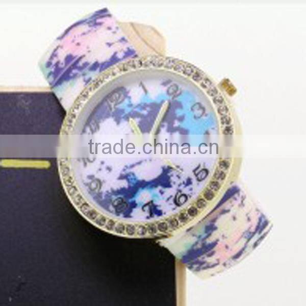 Dress fashion gold plated silk printing plastic watch for ladies