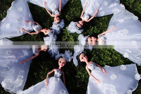 KaYiWa Plastic Barbie Dolls / Light Up Kids Toys / Luminescent Dress