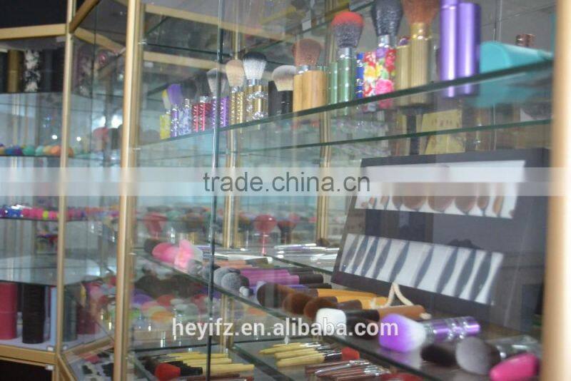 2016 Hot Sell Smooth Puff Bottle Shape Mixed Color Non-allergenic Sponge Foundation Blender