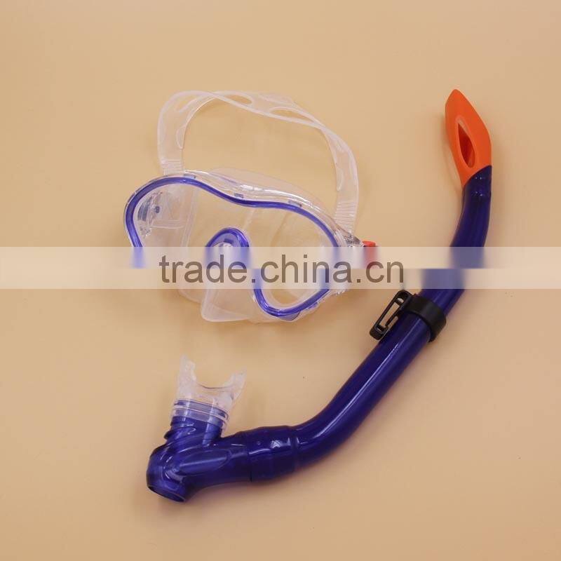 Blue Fashionalable PVC window China all silicone diving mask shatter proof glass marks
