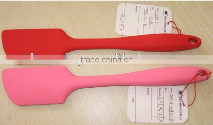 silicone spatula with design